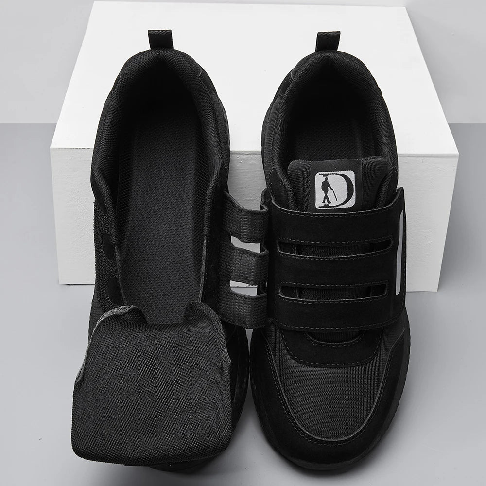 Ortopediske damesko med bred tupp og støtte for hallux valgus