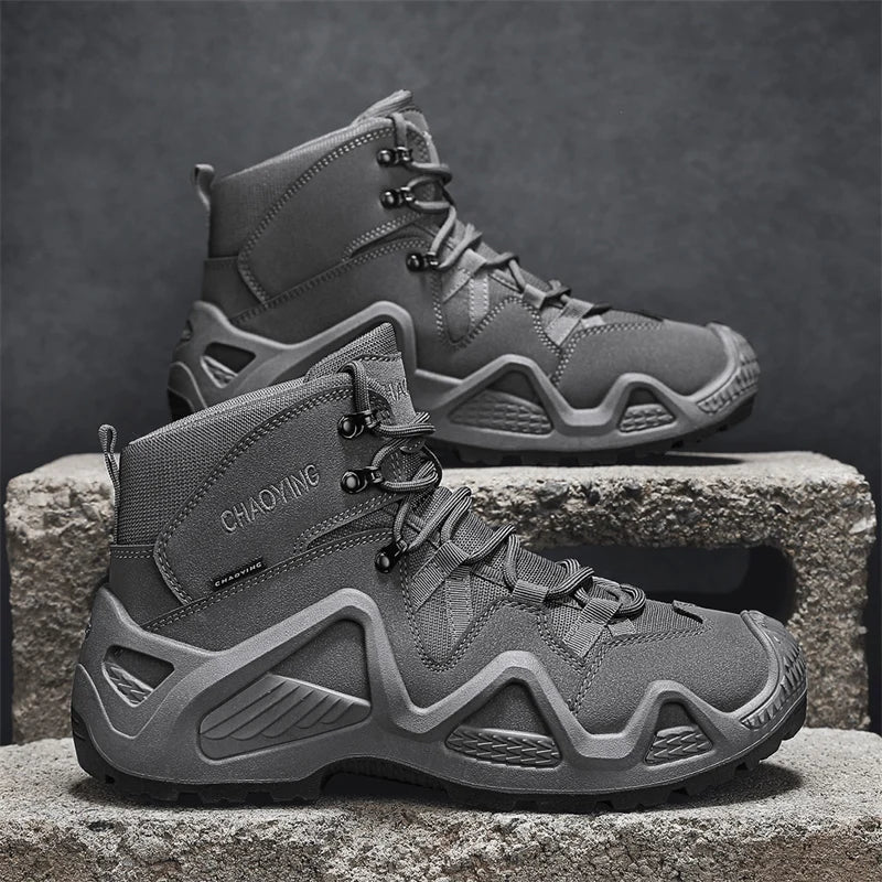 Vanntette taktiske herrestøvler for fotturer og trening med sklisikre såler
