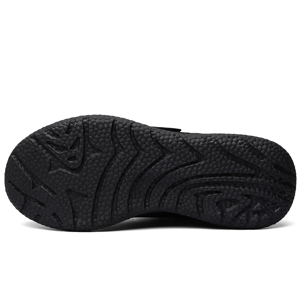 Ortopediske damesko med bred tupp og støtte for hallux valgus