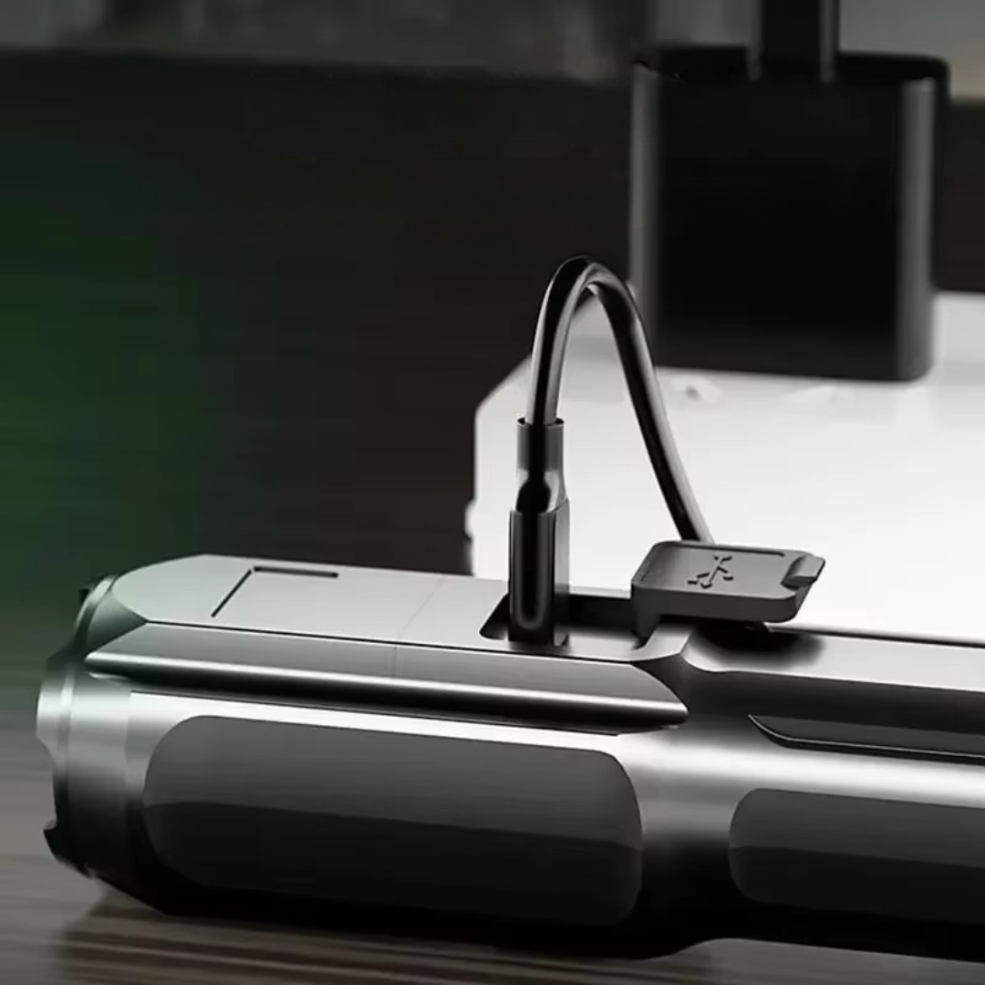 Torcia LED Potente EDC in Alluminio con Alta Luminosità Ð Compatta e Versatile per Autodifesa e Uso Quotidiano 1